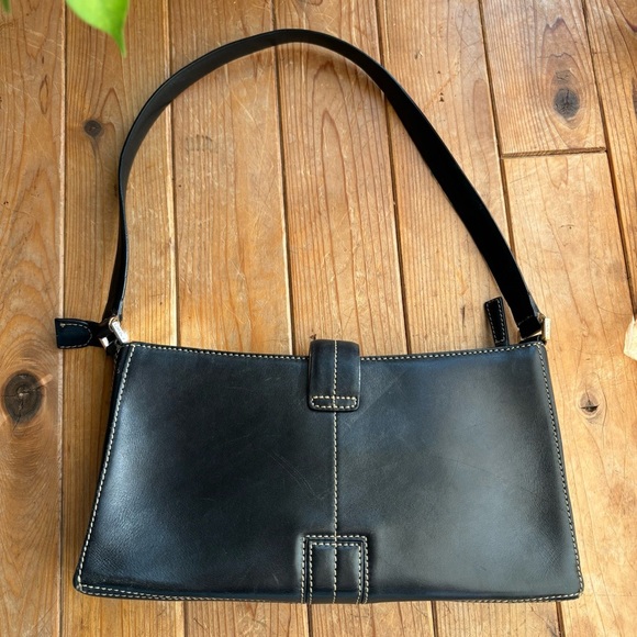 DKNY Black Leather Shoulder Bag - Picture 5 of 9